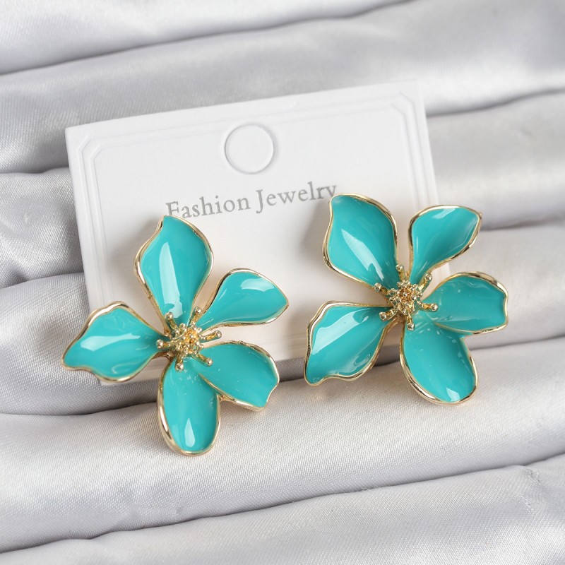 Turkuaz Mineli Çiçek Model Pirinç Kadın Küpe