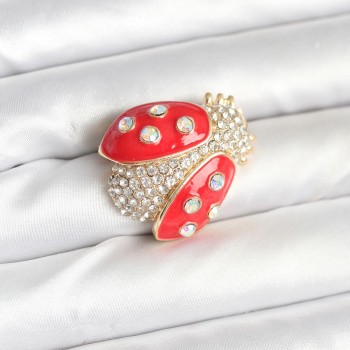 Uğur Böceği Model Broş