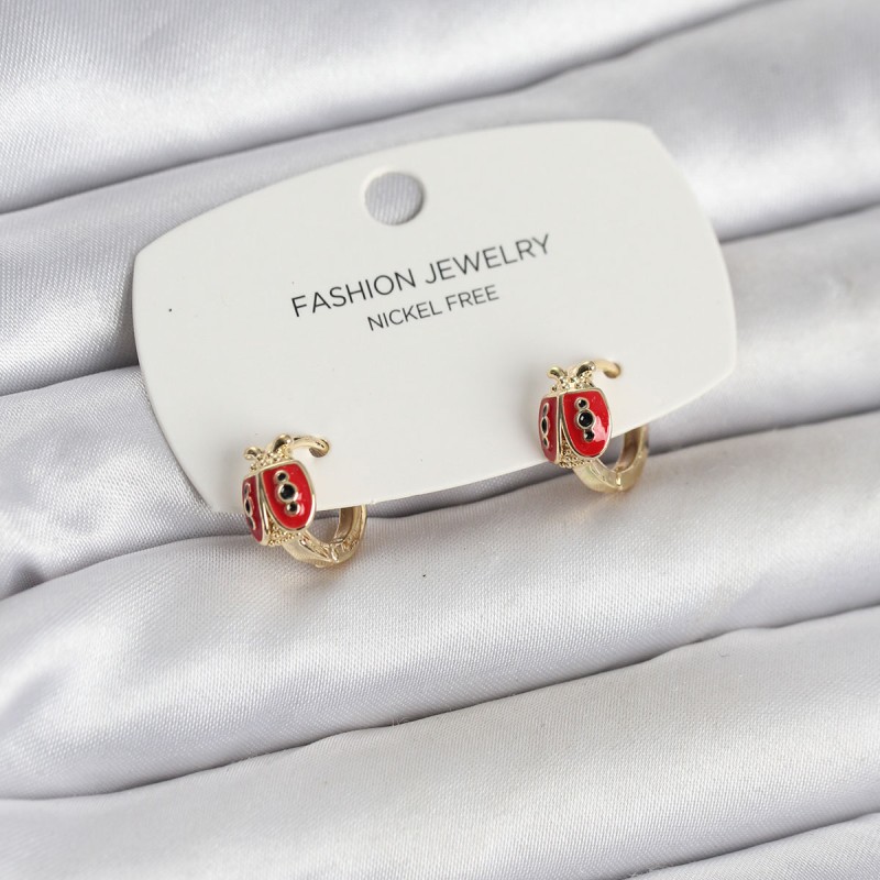 Uğur Böceği Model Gold Renk Pirinç Çocuk Küpe