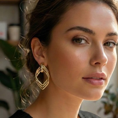 Vintage Gold Renk Pirinç Kadın Küpe