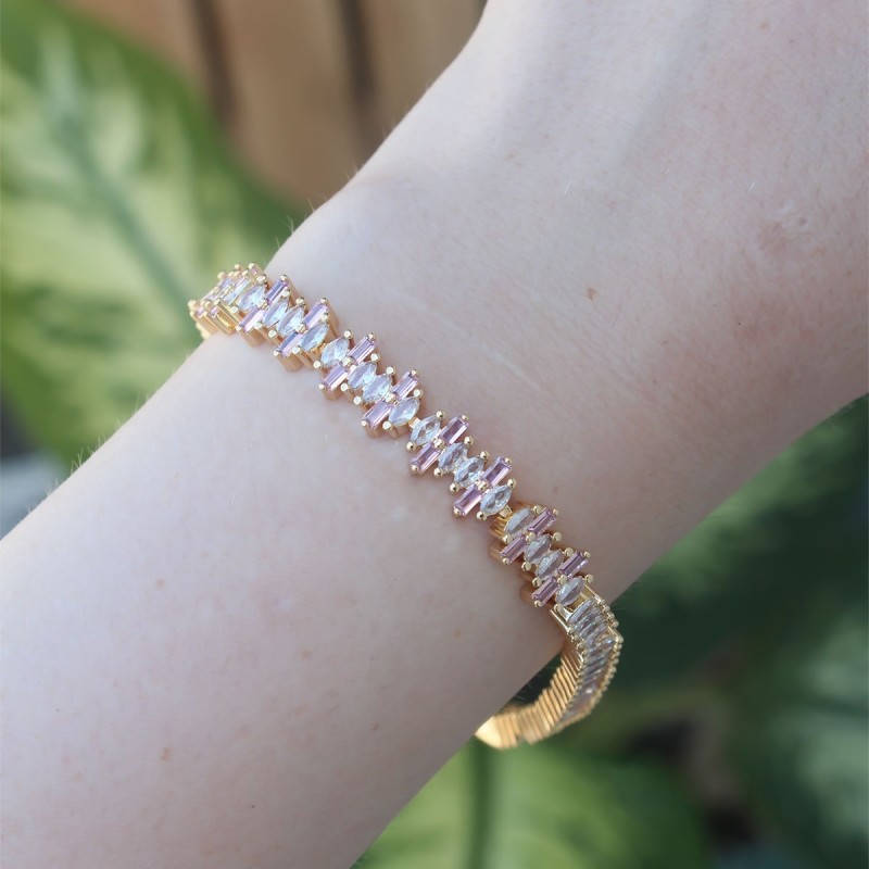 Vip Seri Pirinç Pembe Zirkon Taşlı Gold Renk Baget Model Bileklik