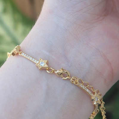 Vip Seri Pirinç Zirkon Taşlı Gold Renk Halley Model Bileklik