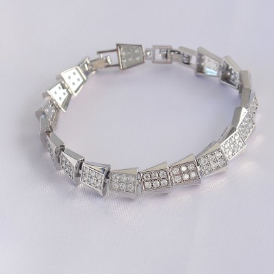 Vip Seri Pirinç Zirkon Taşlı Gümüş Renk Geometrik Bileklik