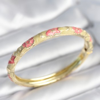 Yeşil Krem Renk Detaylı Mineli Kelepçe