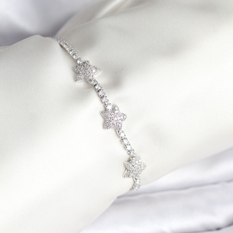 Yıldız Model Zirkon Taşlı Gümüş Renk Pirinç Su Yolu Kadın Bileklik