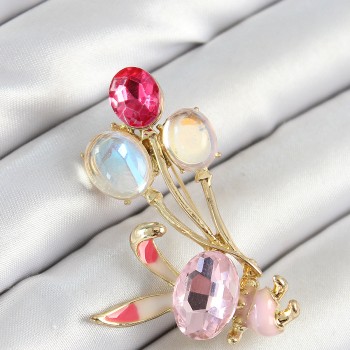 Zirkon Taşlı  Balonlu Pembe Tavşan Figürlü Gold Renk Kadın Broş