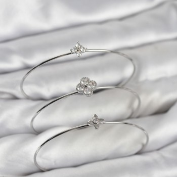 Zirkon Taşlı Gümüş Renk Yonca Tasarım 3'lü Kadın Bileklik Kombini