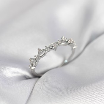 Zirkon Taşlı Pirinç Gümüş Renk Kadın Yüzük